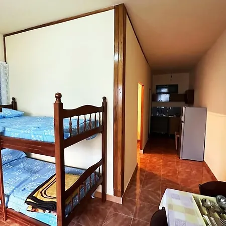 City Center House * Velipojë